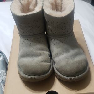 Kids uggs
